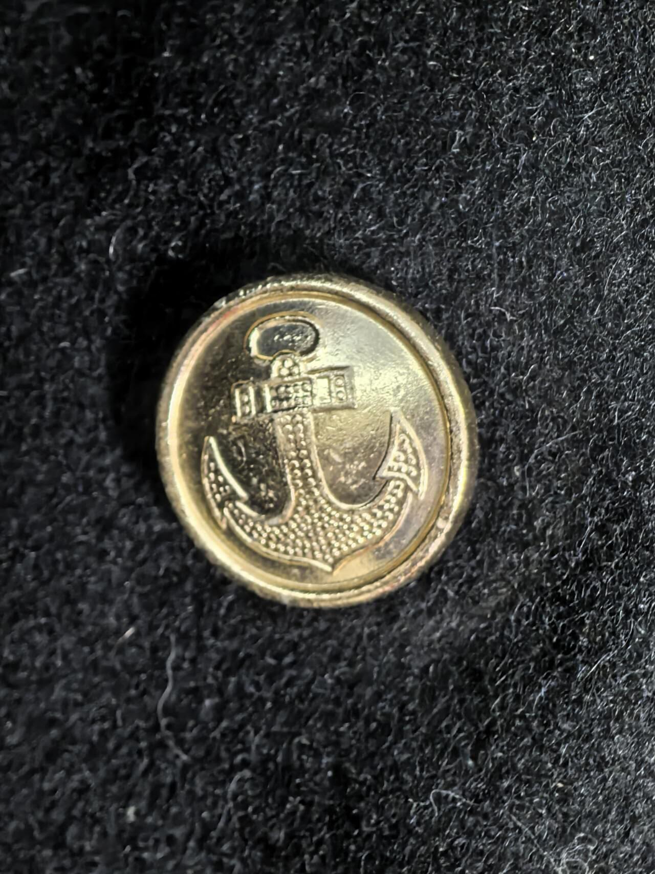 小驴勋章奖章收藏11月15日周六晚五点拍卖（珍爱和平，收藏战争，铭记历史，勿忘国耻，忠党爱国。有偿代拍，送拍规则在简介最后，参拍须阅读规则后再参拍，关系到运费包装发货时效真假辨别等关键信息，拍卖时不再发原图，看大图店主微信码在拍卖店铺介绍里）