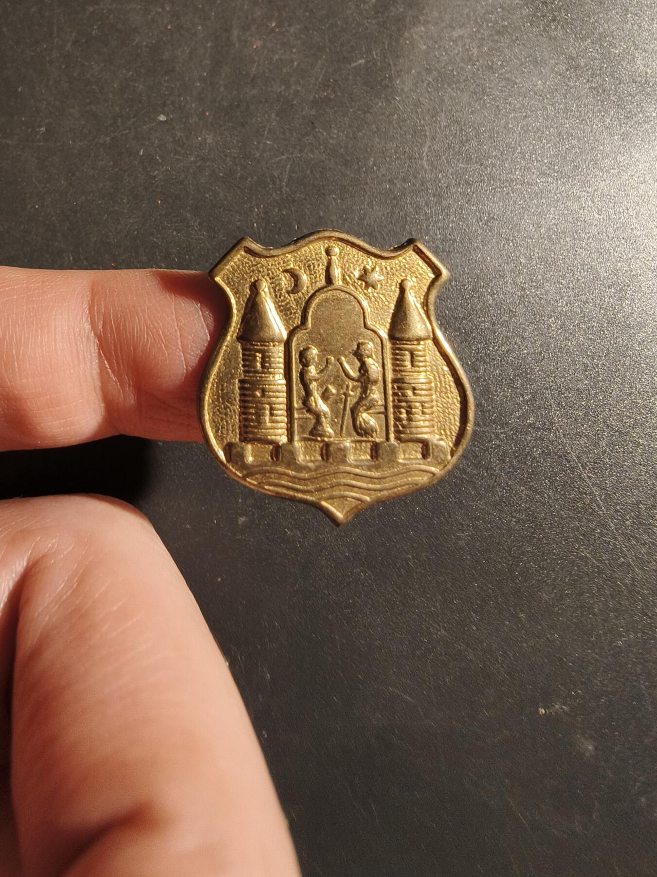 老王徽章第163期 13-15日三场连拍 16日统一发货  13、14日结束后可寄存 丹麦西兰岛田径协会徽章