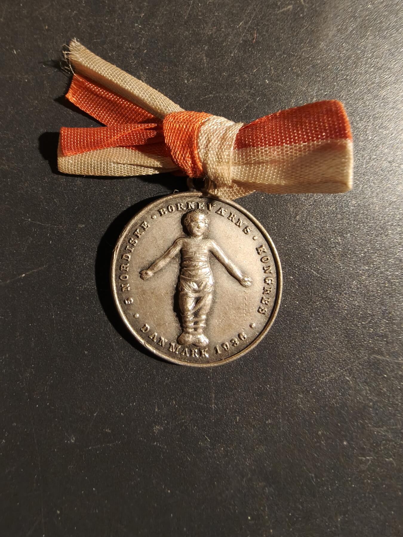 老王徽章第163期 13-15日三场连拍 16日统一发货  13、14日结束后可寄存 丹麦徽章