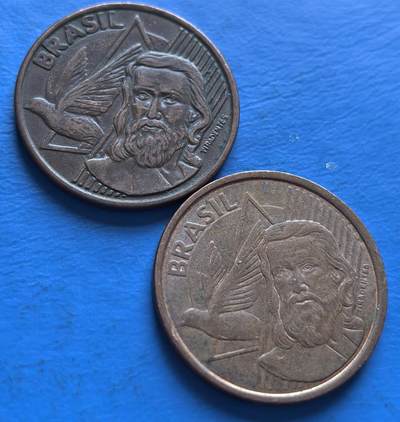 外国优质老铜币银币，周六九点倒数截拍，满百包邮，可寄存半年，喜欢朋友微信扫描二维码可直接参拍 - 巴西5分2枚