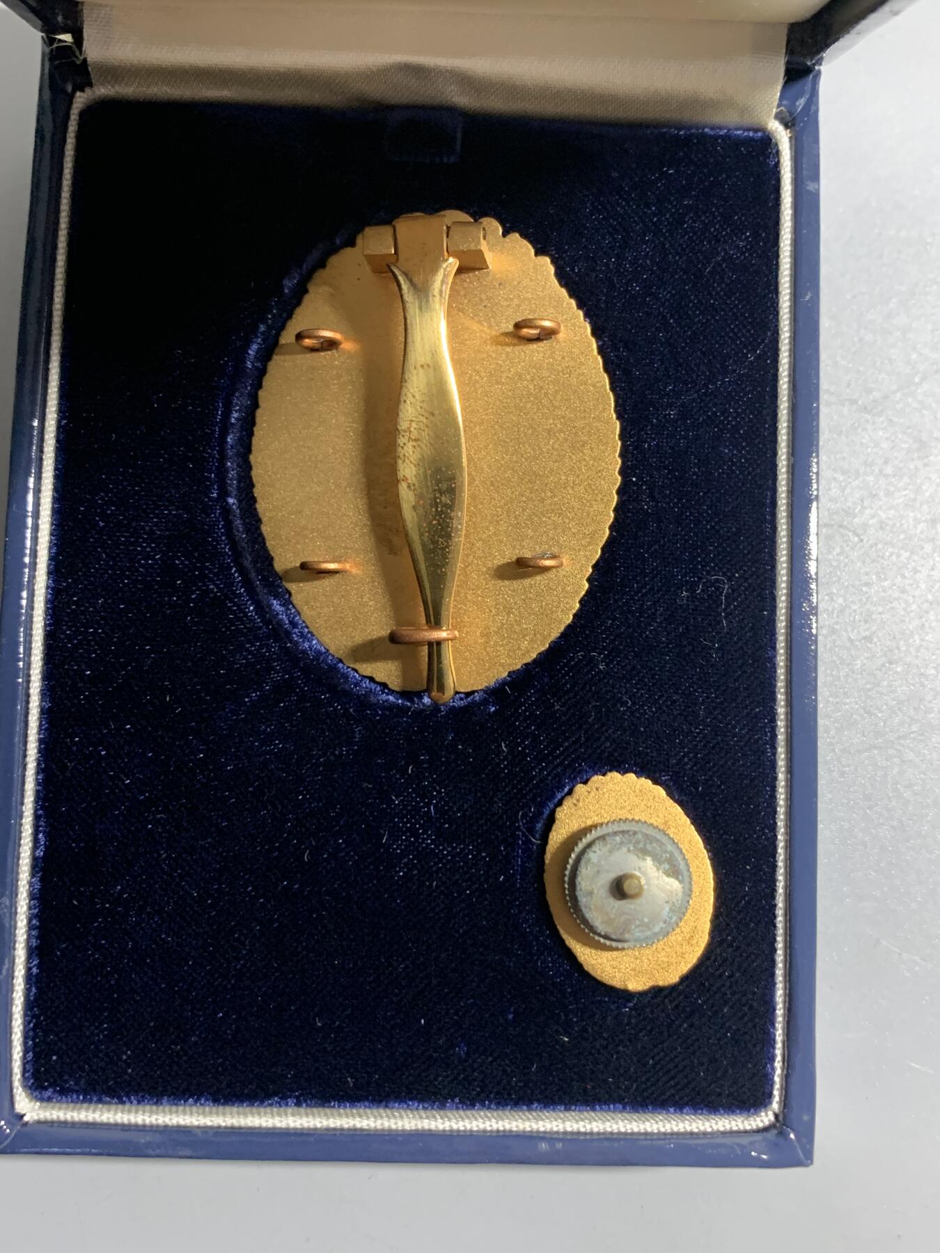 远东徽章小铺11月16日周日晚上9点结束 警视厅功劳章