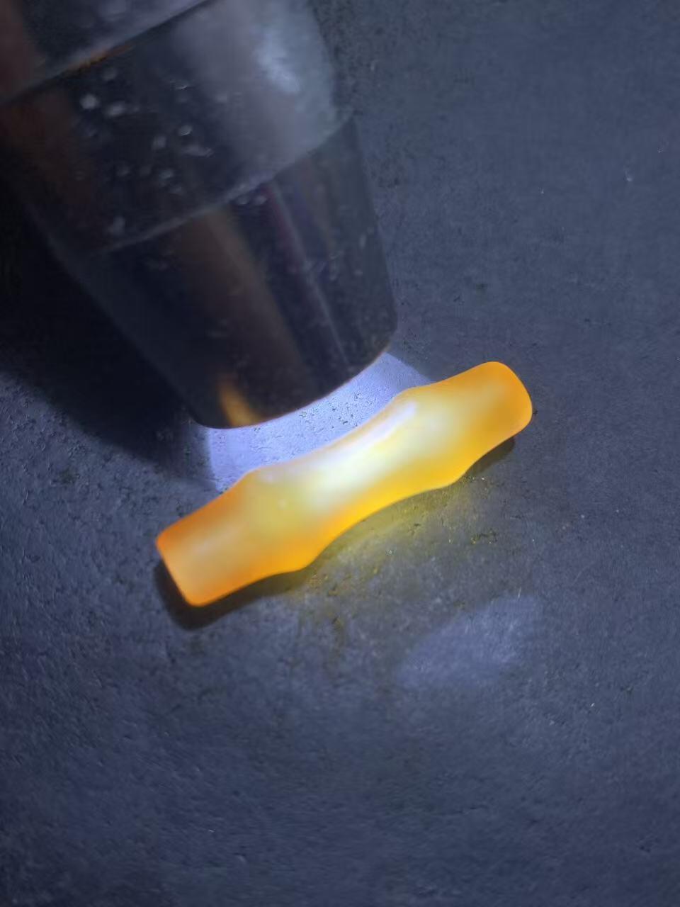 精美缠丝玛瑙竹节桶珠一颗，