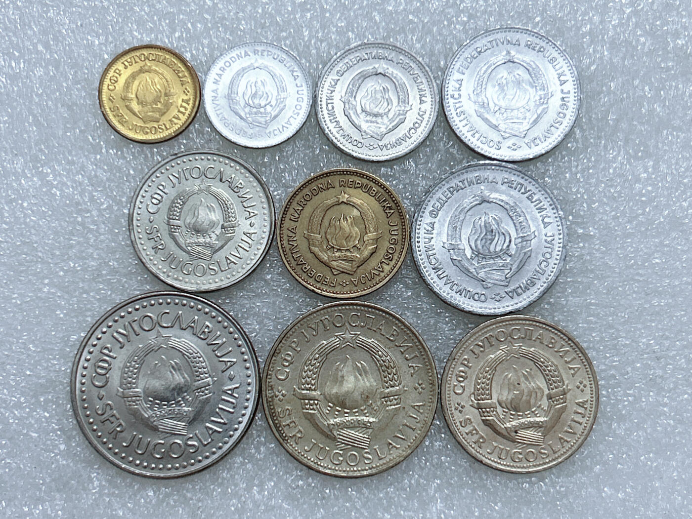第一海外回流一元起拍收藏 散集专场  第266期 南斯拉夫不同面值硬币 10枚 带光好品