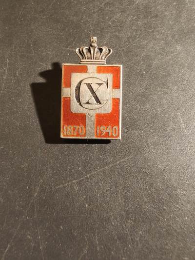 老王徽章第163期 13-15日三场连拍 16日统一发货  13、14日结束后可寄存 - 丹麦国王克里斯蒂安十世70周年证章 925银    3.3g