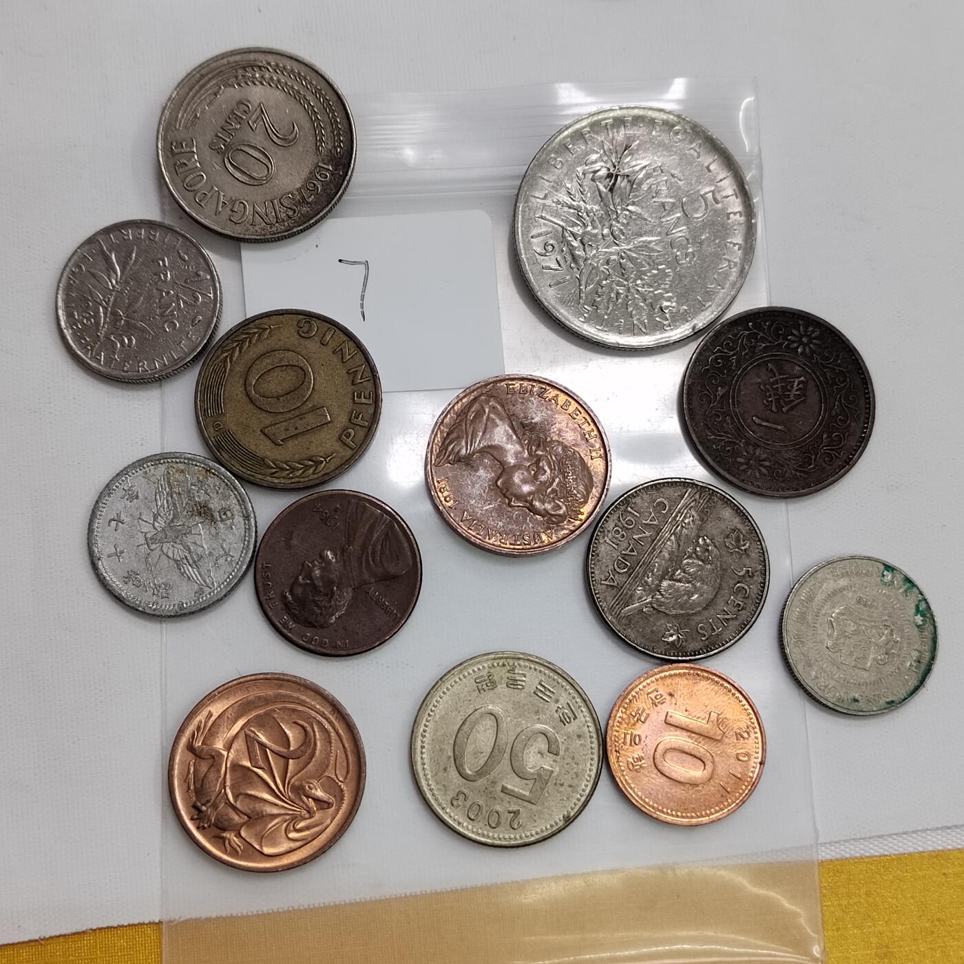 PCAI钱币17-605 外国硬币小专场