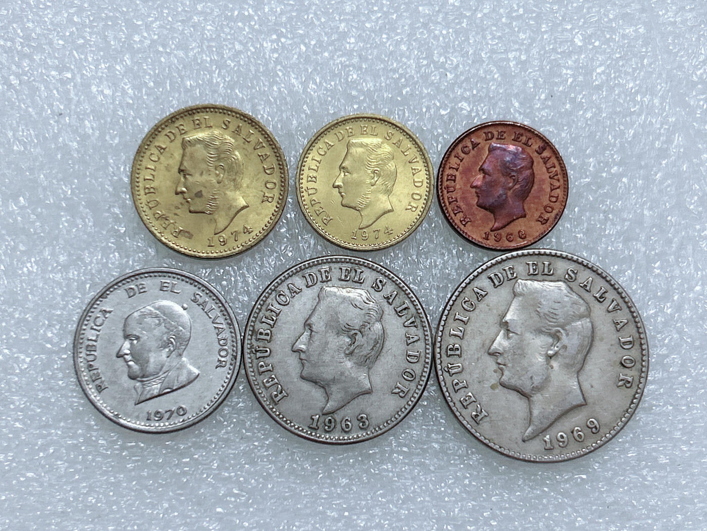 第一海外回流一元起拍收藏 散集专场  第266期 萨尔瓦多不同面值硬币 6枚
