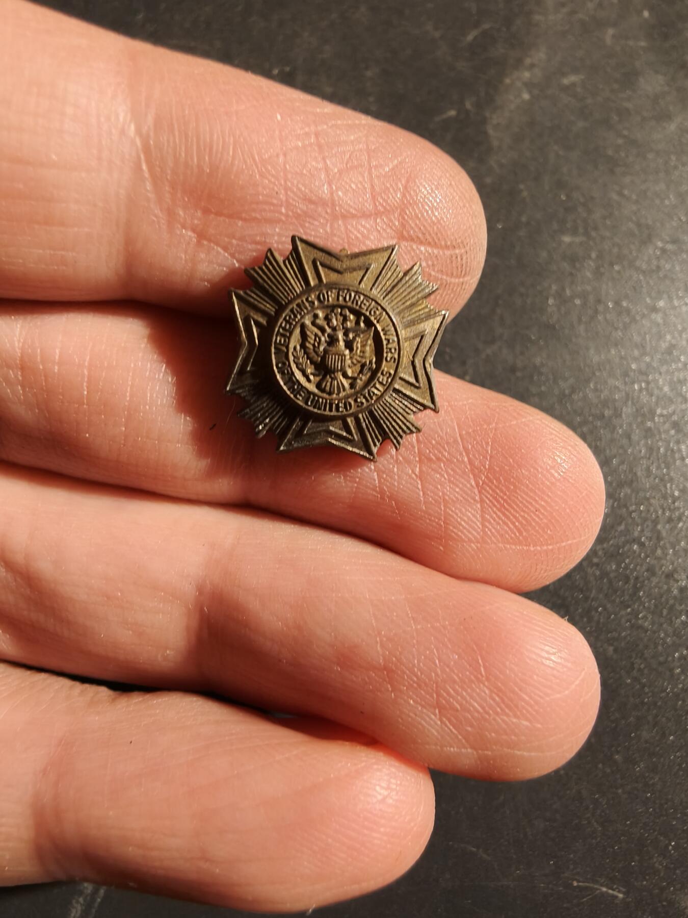 老王徽章第163期 13-15日三场连拍 16日统一发货  13、14日结束后可寄存 美国二战老兵协会徽章