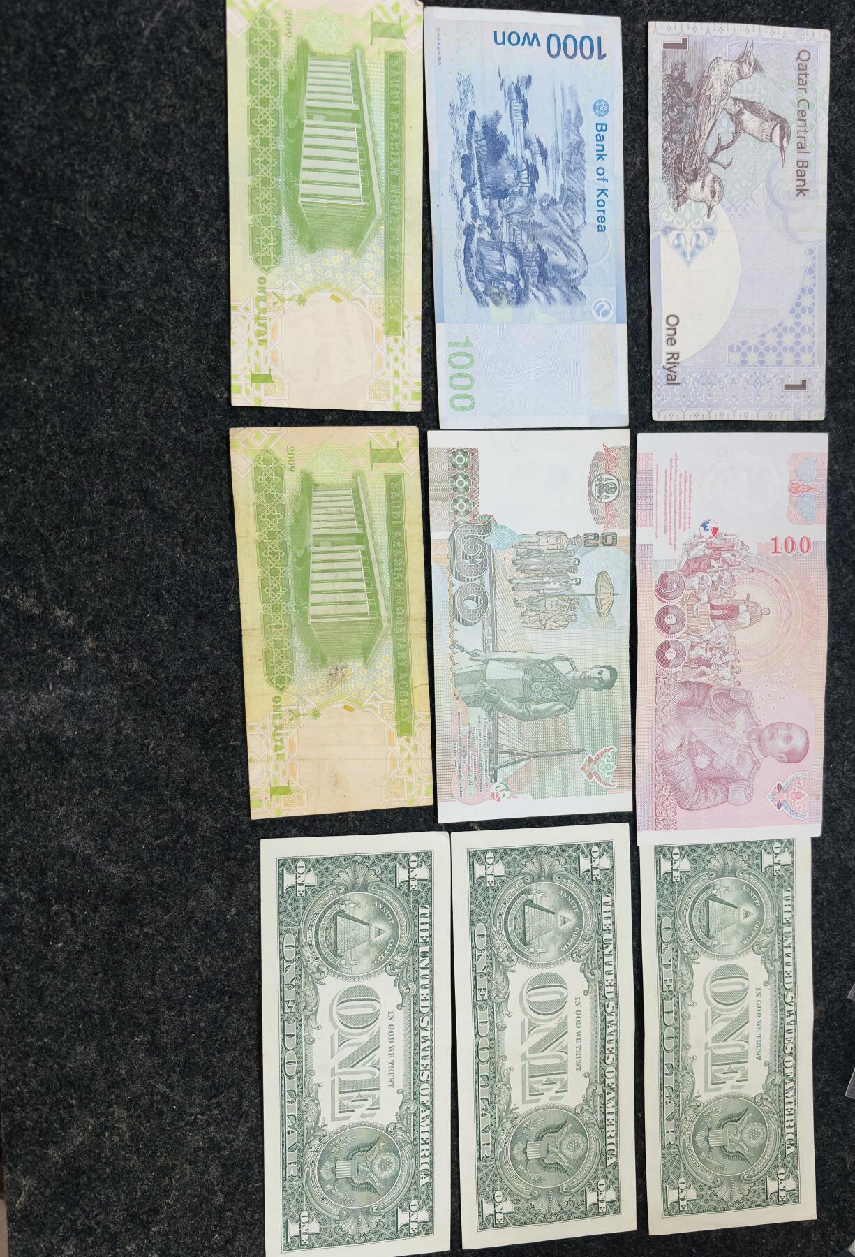 文馨钱币收藏第 281 场，【 长期接收代拍品】银元，银币，套币，纸币专场（本场截拍后休息三天，19 号发货） 美国 1 美元 3 张，1000 韩元，沙特 2 元，卡塔尔 1 元，泰铢 120 元