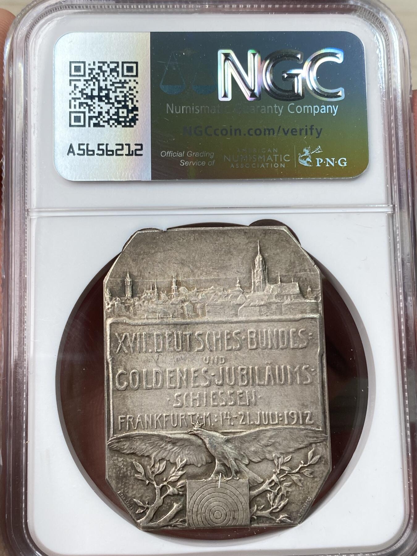 万国钱币拍卖第055期 NGC MS63 1912年德国法兰克福联邦射击节纪念方形大银章 少见磨砂MATTE品质小盒装极其难得