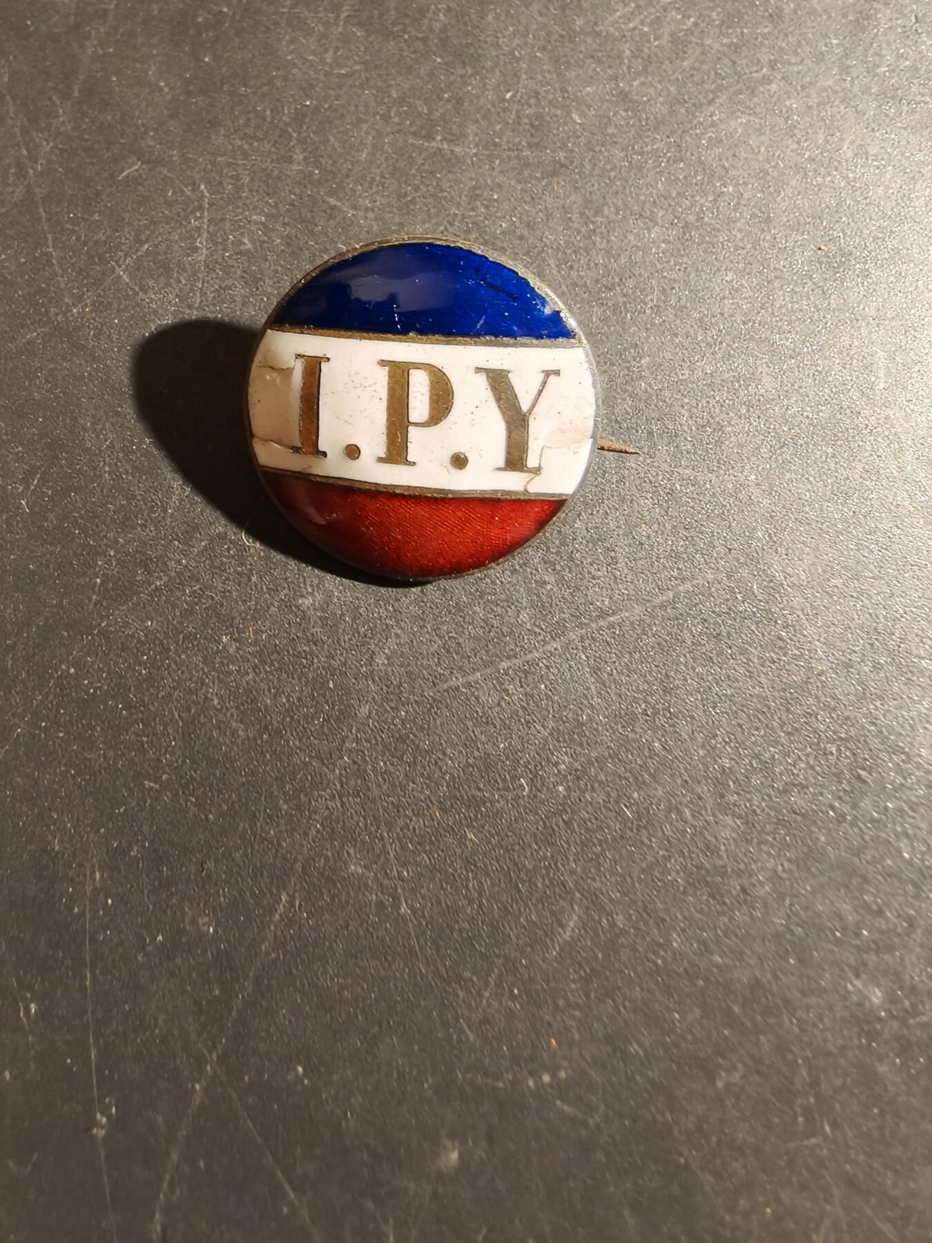 老王徽章第163期 13-15日三场连拍 16日统一发货  13、14日结束后可寄存 法国徽章