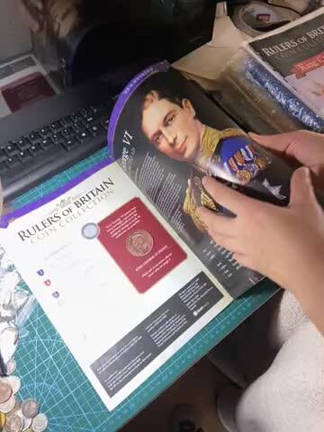 2025年第一百二十九场(总第一百五十五场）外国邮票、散币场(免佣金) （英国统治者硬币收藏系列）的第9期藏品杂志，乔治六世主题