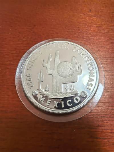 长老汇蛇年精选第七十三场拍卖 - 1986 土耳其墨西哥世界杯1万里拉精制银币，23.33克925银，7000枚