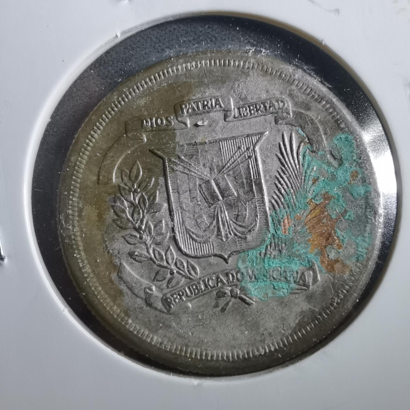 沼泽如烟--第906场 多米尼加1981年10比索