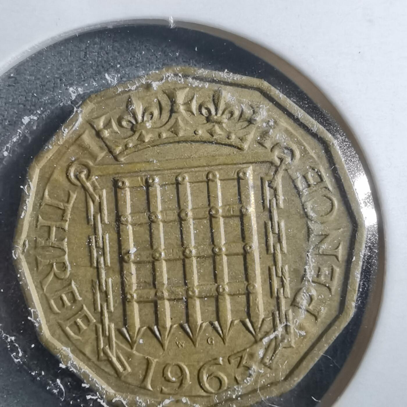 沼泽如烟--第906场 英国1963年3便士