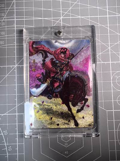 无佣金 不寄存 不收拍 链接少 我只是一个小小的卡牌收藏玩家   需要多宫大佬请私聊 部分卡牌设有底价（不想玩的那么累，即使有底价也会比市场价便宜的多，懂的自然懂） 拒绝小号抬价 大家放心拍 所有拍品部分套有卡膜 部分卡牌多宫 自制卡牌 不包厂瑕 放大镜 品控 勿拍 流拍商品会循环 感谢大家支持 留个关注 不定时上新 谢谢 - 卡德曼 杆子 扈三娘粗闪 金编210/300