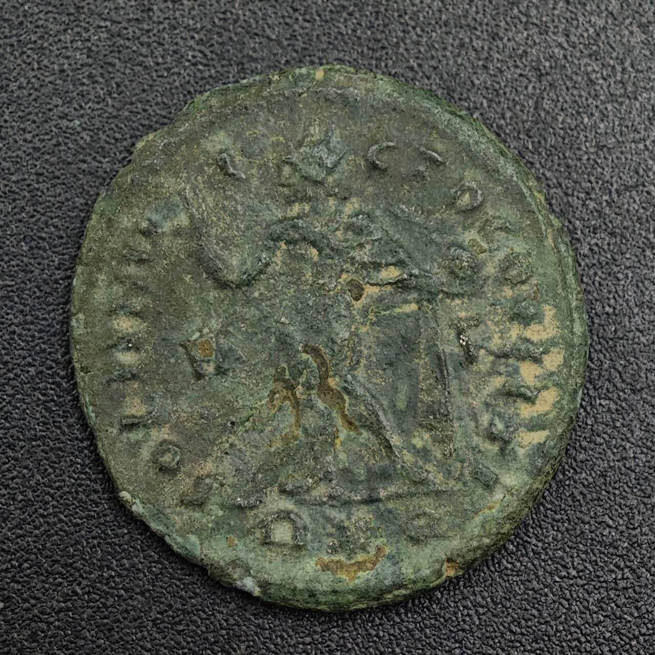 【淘币小摊】限时拍第七百九十七拍  老铜币场  满百包邮可预留两周  周一统一发货  古罗马铜币