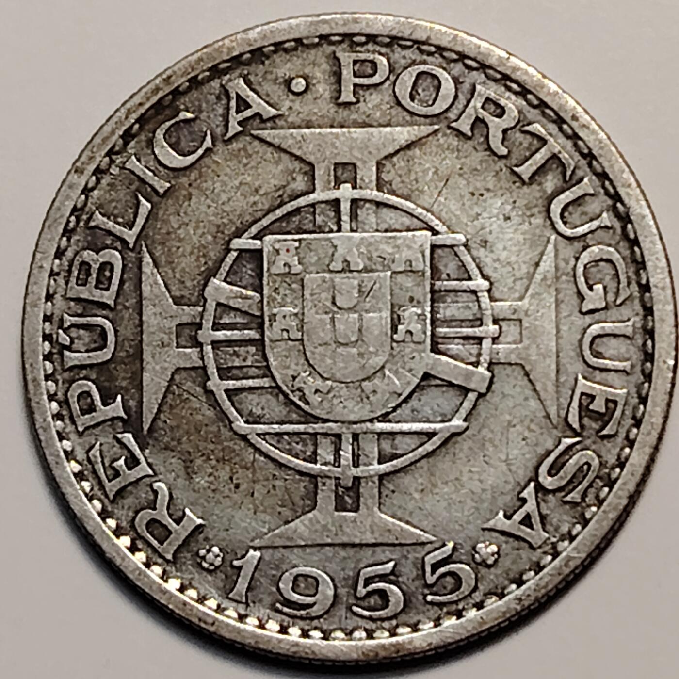 布加迪🐬～世界钱币(上海)🌾第 259 期 /  各国套币和散币 葡属安哥拉🇦🇴 1955年 20埃斯库多银币