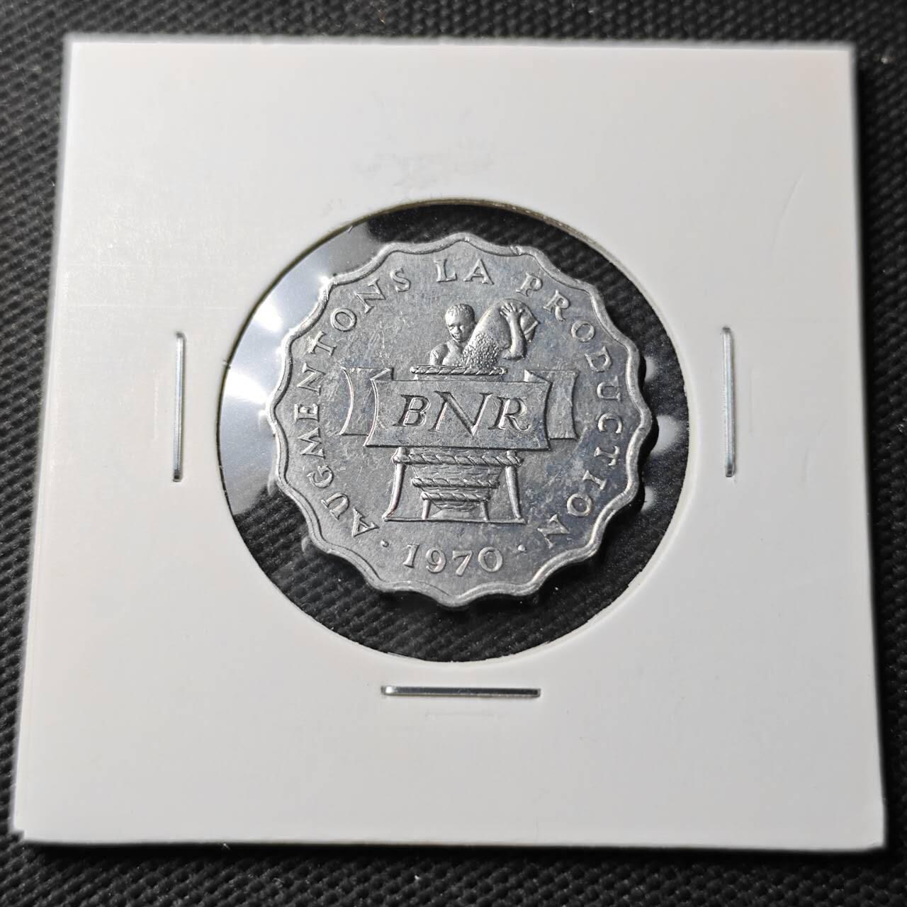 KK钱币收藏小铺  第371场  2月预留时间 周末发货  卢旺达2法郎