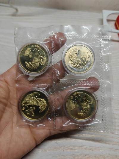 1998年上海造币厂虎年生肖纪念章4枚，原厂原封原铜光！直径33mm，本铜材质，品相完好 - 1998年上海造币厂虎年生肖纪念章4枚，原厂原封原铜光！直径33mm，本铜材质，品相完好
