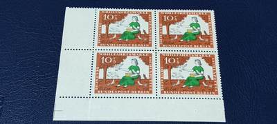 德国邮票专场，都是四方联 - 德国邮票四方连，1965年发行，西柏林邮票  格林 童话—灰姑娘，套票之一，品相如图