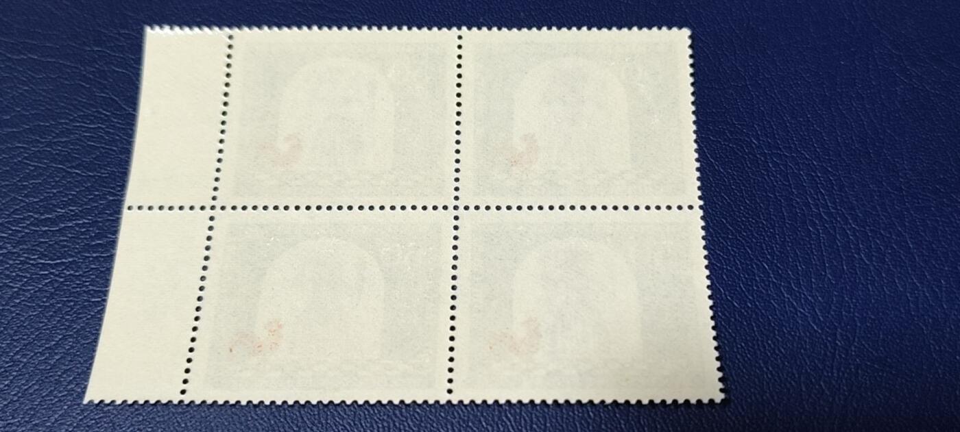 德国邮票专场，都是四方联 德国邮票四方连，1965年发行，童话   荷勒太太，套票之一，品相如图