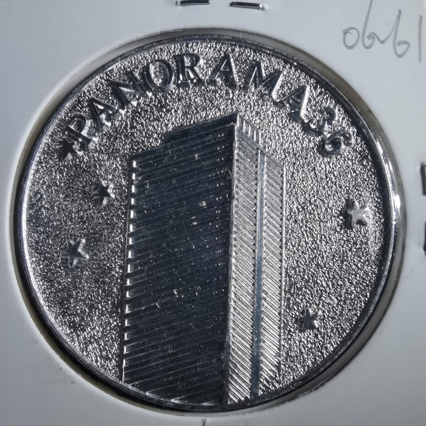 沼泽如烟--第906场 1968年旅游纪念章