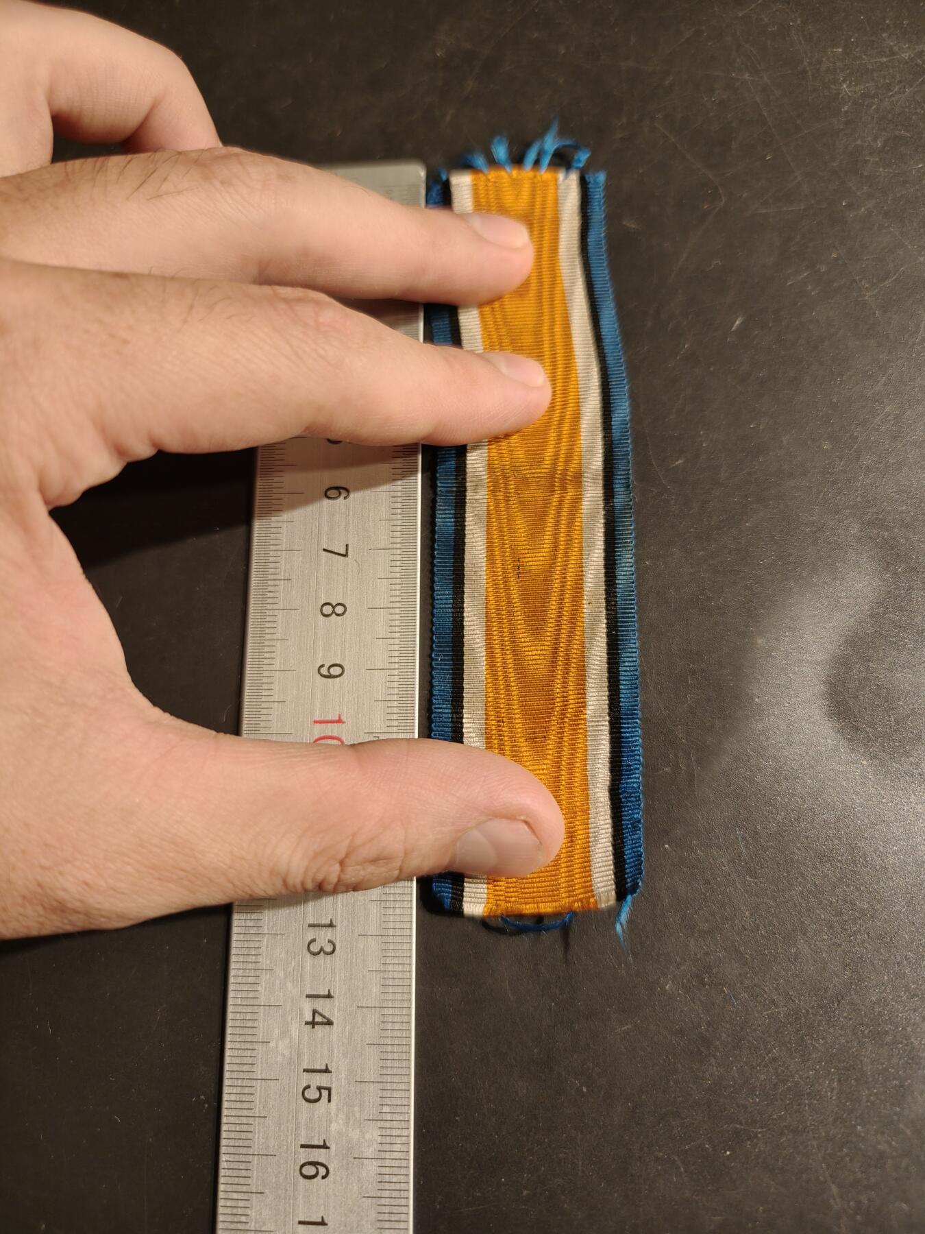 老王徽章第163期 13-15日三场连拍 16日统一发货  13、14日结束后可寄存  英国一战纪念绶带  12cm