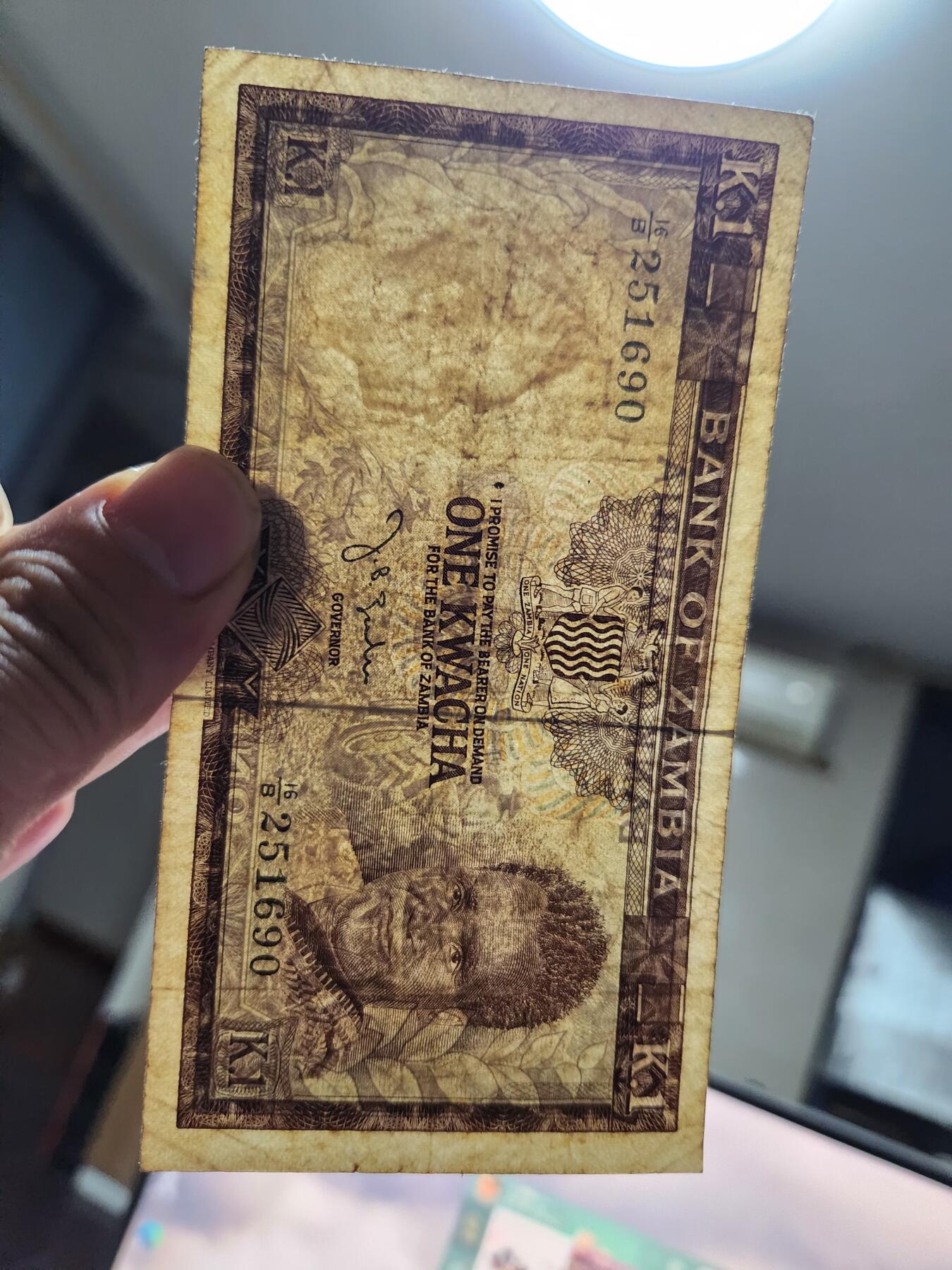 11月16号晚上8点 外国纸币自动截拍第60场 赞比亚1968年1宽扎稀少