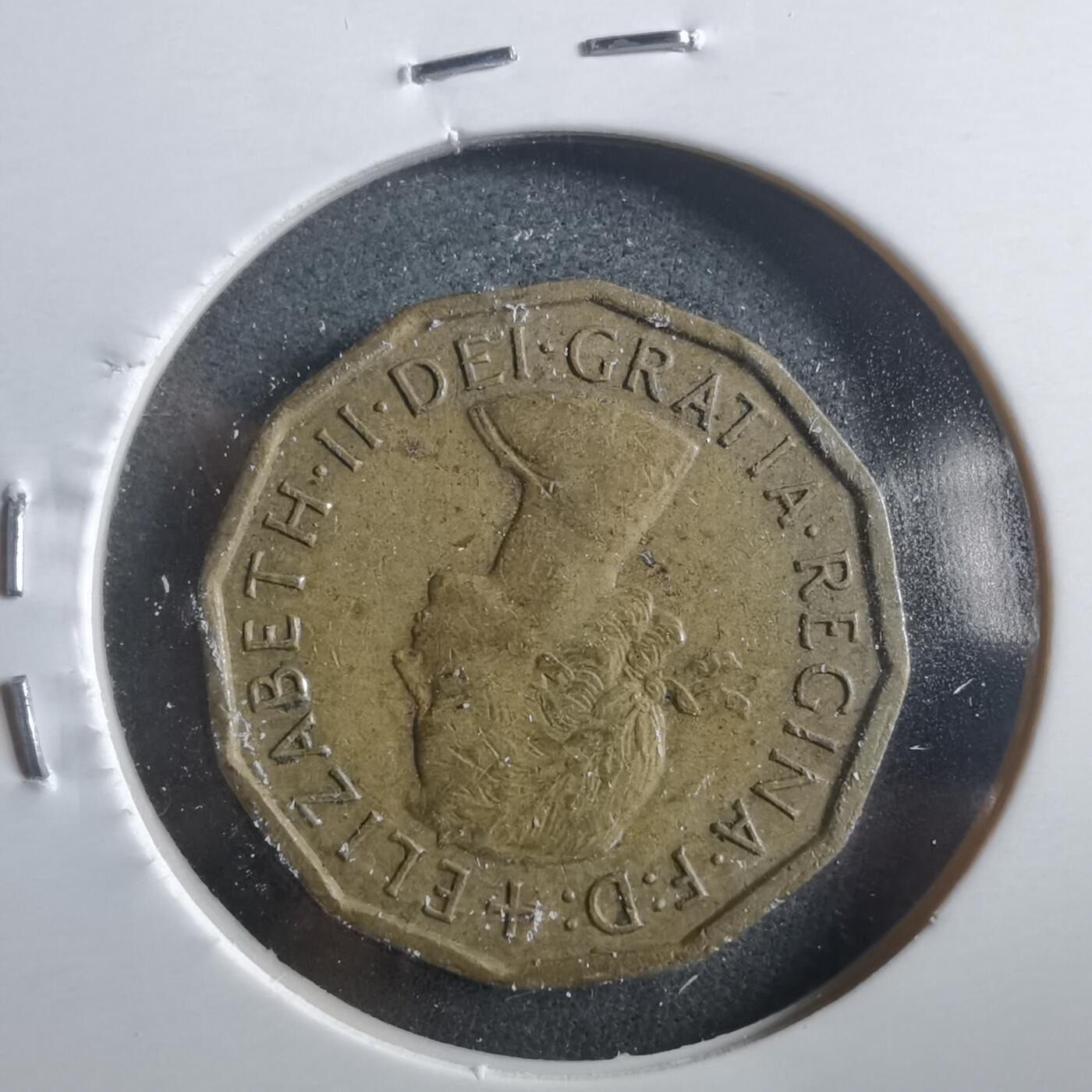 沼泽如烟--第906场 英国1964年3便士