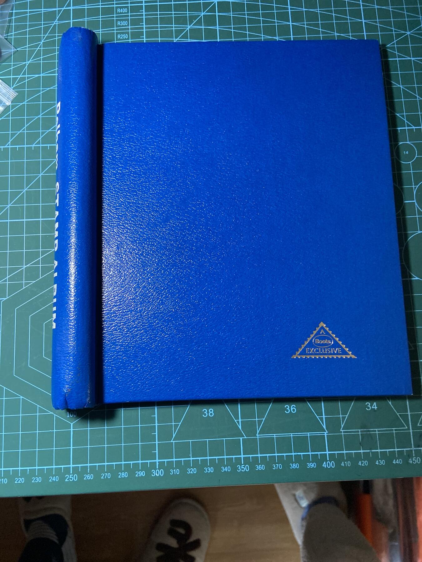 2025年第一百二十九场(总第一百五十五场）外国邮票、散币场(免佣金) 老藏家–集邮册一本16页含多张外国老邮票