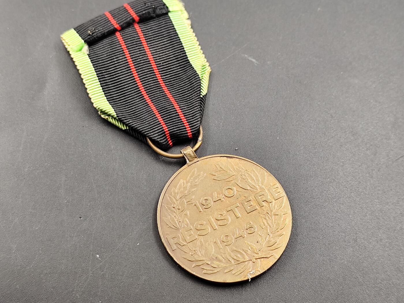 11月13日奖章钱币专场（今晚继续更新） 比利时二战胜利纪念章