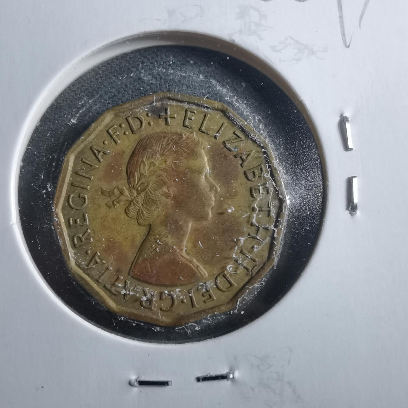 沼泽如烟--第906场 英国1966年3便士