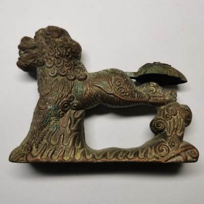 藏珍品阁专场80期 - 民国老铜狮子摆件，眼珠镶红宝石