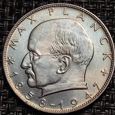 布加迪🐬～世界钱币(上海)🌾第 259 期 /  各国套币和散币 - 德国🇩🇪 1967年 2马克 马克思.普朗克 26.75mm 深打好品