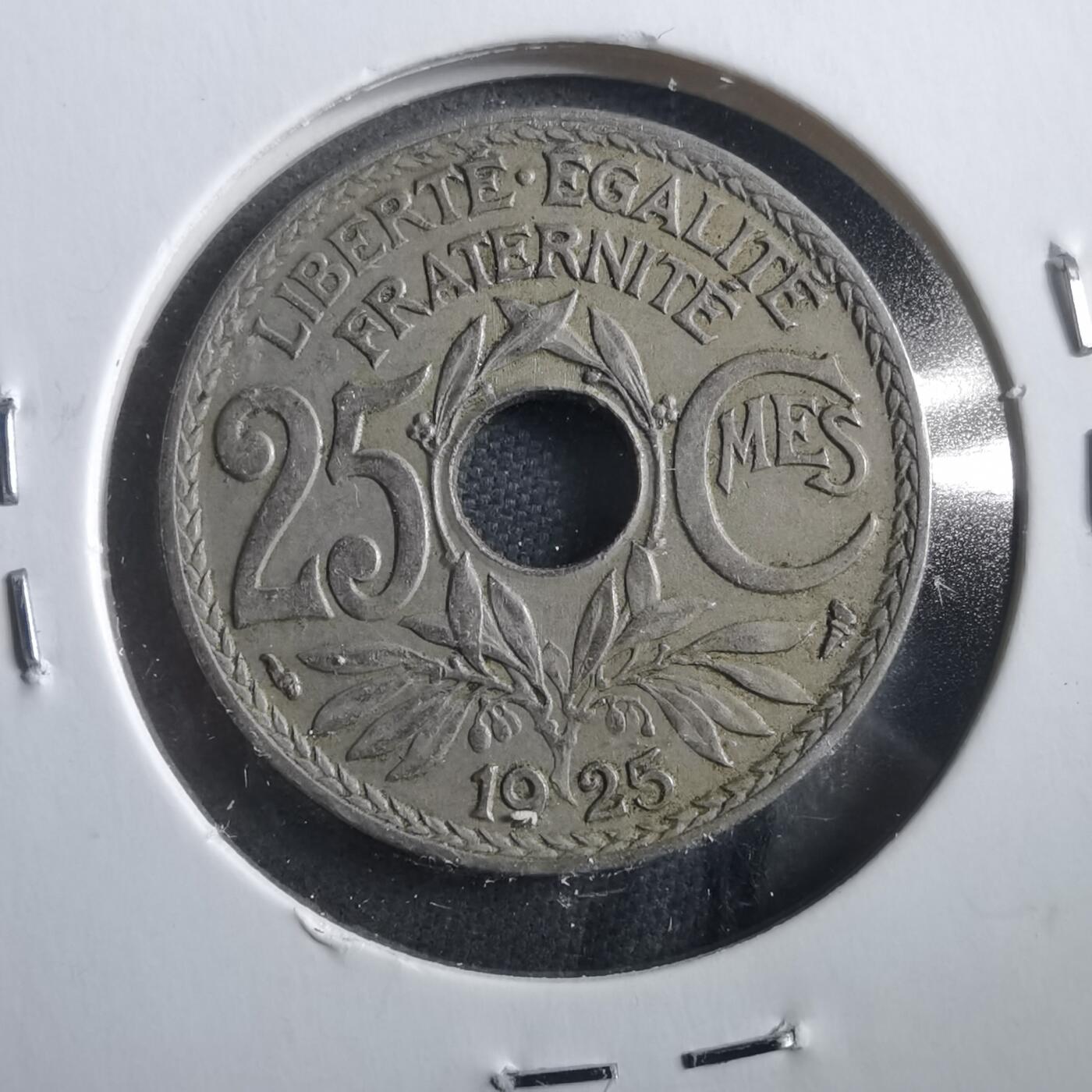 沼泽如烟--第906场 法国1925年25分