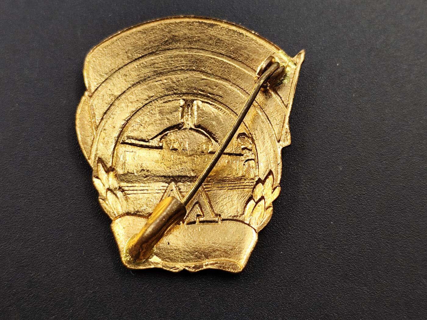 11月13日奖章钱币专场（今晚继续更新） 1960年乌克兰基辅地铁建筑者纪念章铜制珐琅