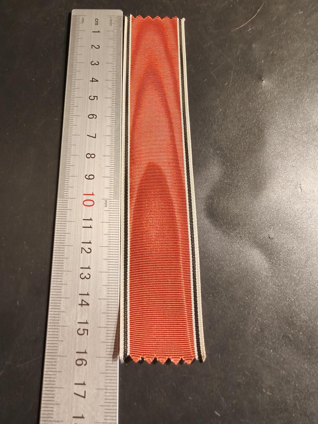 老王徽章第163期 13-15日三场连拍 16日统一发货  13、14日结束后可寄存 德三绶带 16cm  