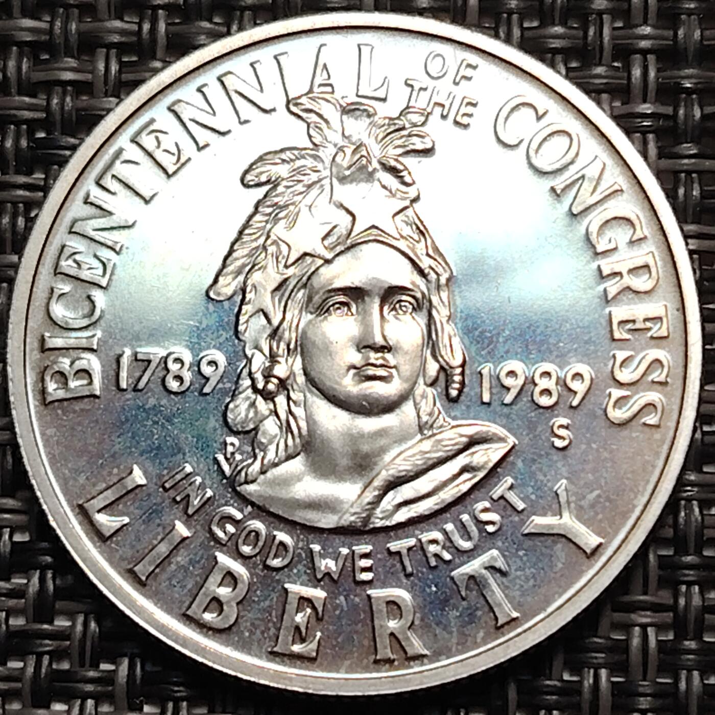 布加迪🐬～世界钱币(上海)🌾第 259 期 /  各国套币和散币 美国🇺🇸 1989年 50分 半美元 国会200周年 精制版 纪念币