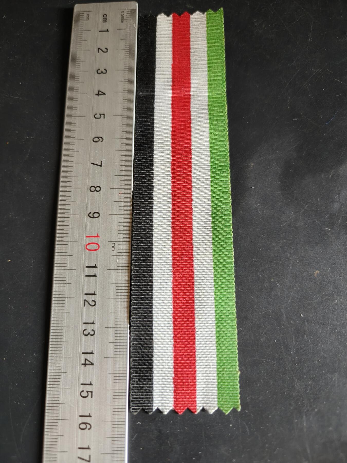 老王徽章第163期 13-15日三场连拍 16日统一发货  13、14日结束后可寄存  德三北非战役奖章绶带    15.5cm