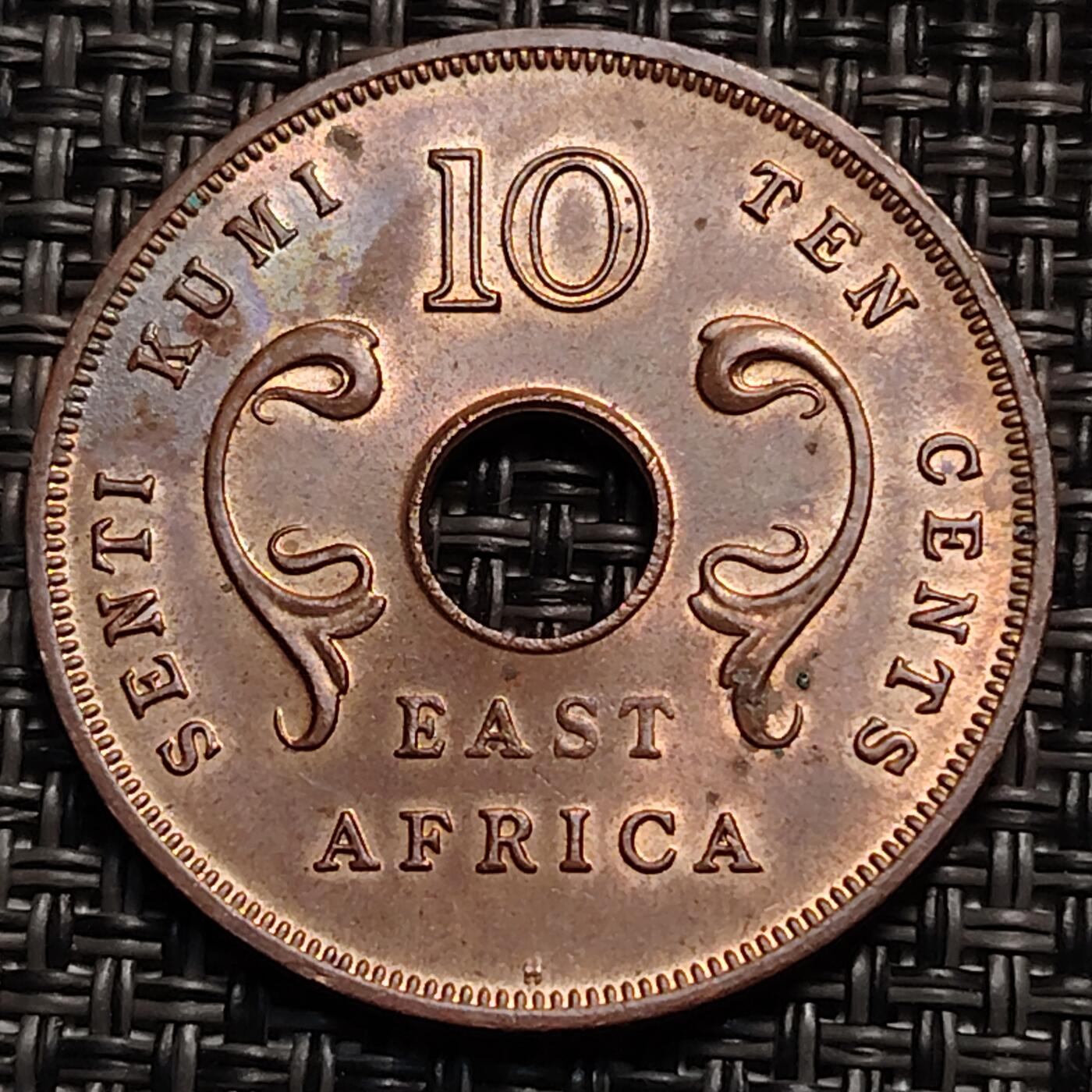 布加迪🐬～世界钱币(上海)🌾第 259 期 /  各国套币和散币 东非 1942年 10分 30.8mm