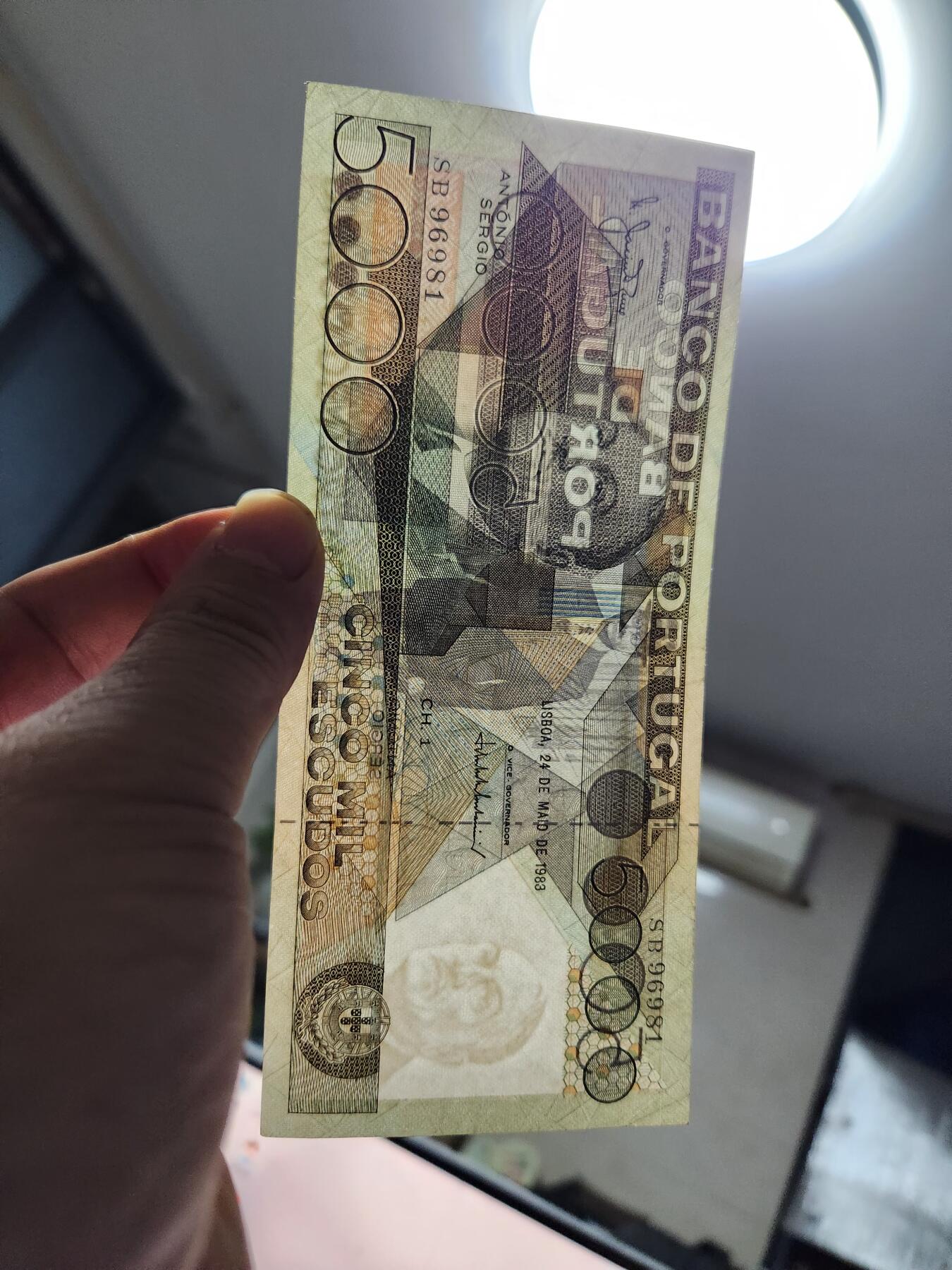 11月16号晚上8点 外国纸币自动截拍第60场 葡萄牙5000极美品