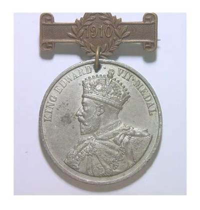 【旋风钱币】11月29日19:00准时开拍 精美欧洲币章、银币银章、第三帝国钱币等 全场包邮！ - 英国1910年 爱德华七世高浮雕精制大合金章 带铭牌 40MM