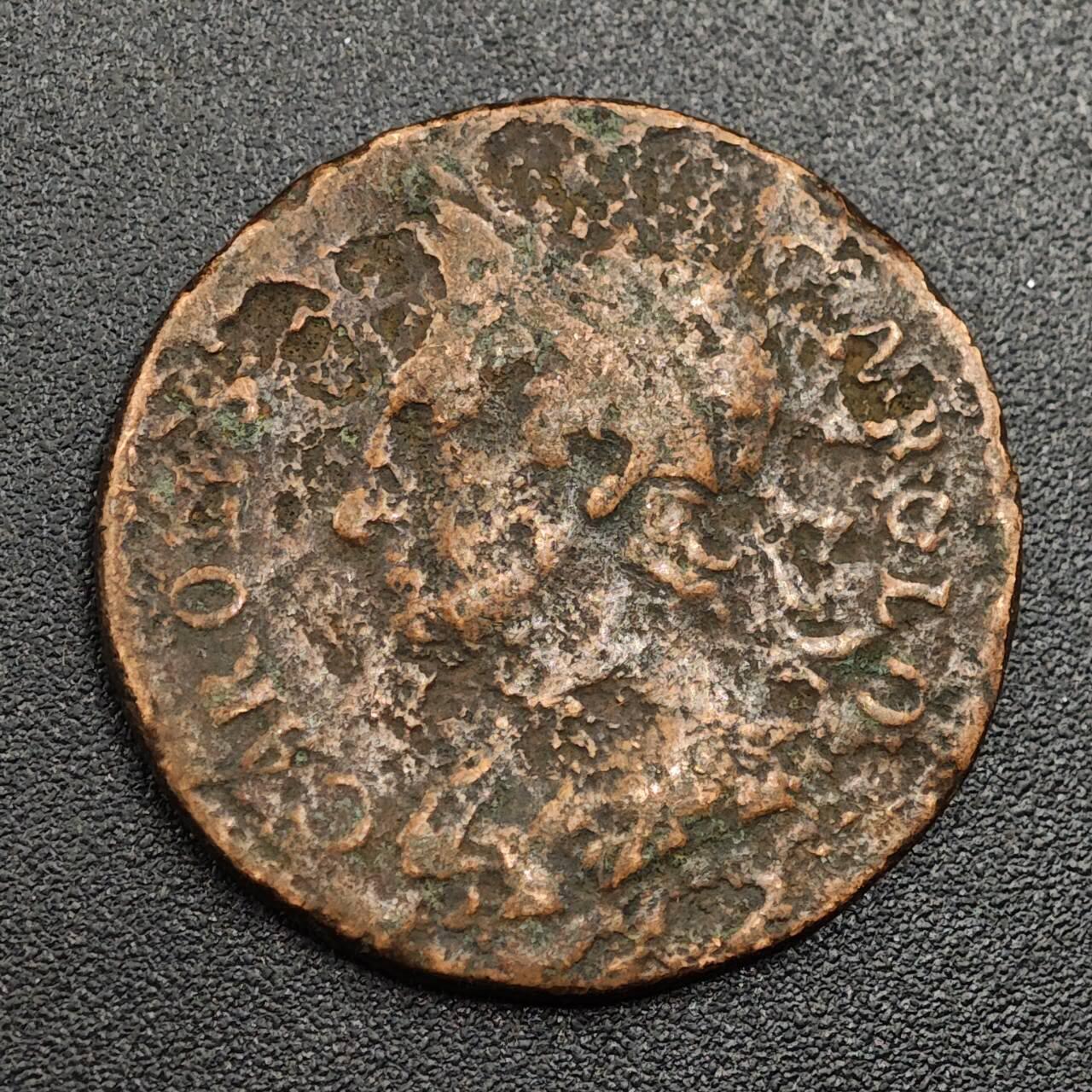 【淘币小摊】限时拍第七百九十七拍  老铜币场  满百包邮可预留两周  周一统一发货  英国1675年查尔斯二世法新铜币