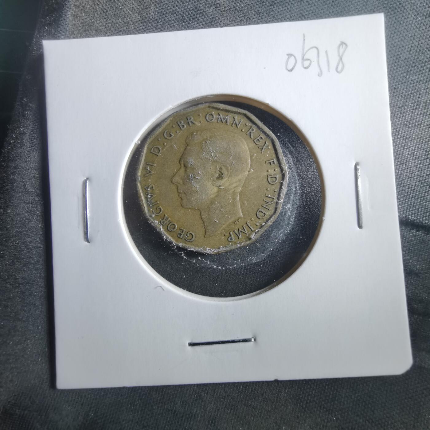 沼泽如烟--第906场 英国1944年3便士