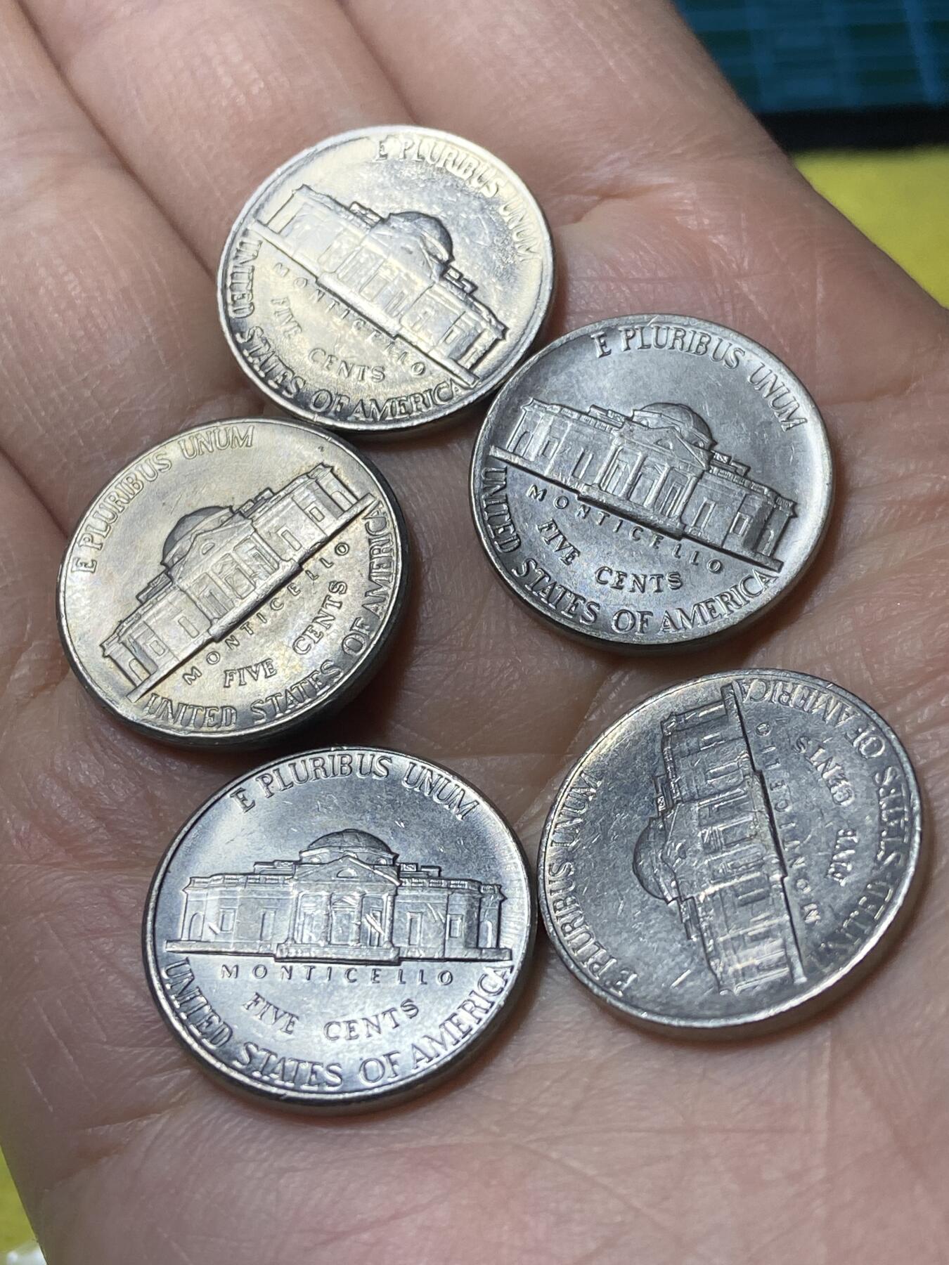 2025年第一百二十九场(总第一百五十五场）外国邮票、散币场(免佣金) 美国🇺🇸5分5枚：1983年87年86年90年94年(杰斐逊5分第三版)