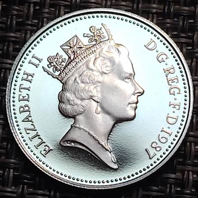 布加迪🐬～世界钱币(上海)🌾第 259 期 /  各国套币和散币 - 英国🇬🇧 1987年 5便士精致币