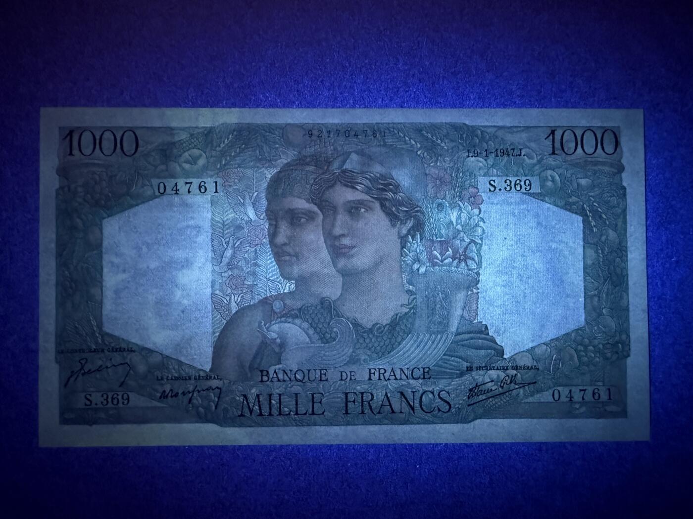《艾美收藏》第220期-11.16周日外币畅拍场 法国1000法郎 UNC 1947年老版本