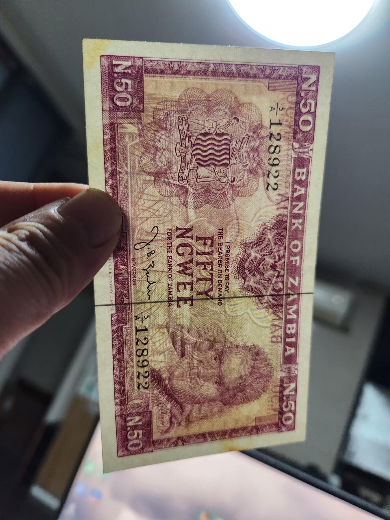 11月16号晚上8点 外国纸币自动截拍第60场 赞比亚50恩韦1968年极美品