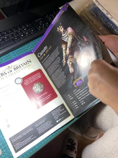 2025年第一百二十九场(总第一百五十五场）外国邮票、散币场(免佣金) （英国统治者硬币收藏系列）的第10期藏品杂志，维京国王主题