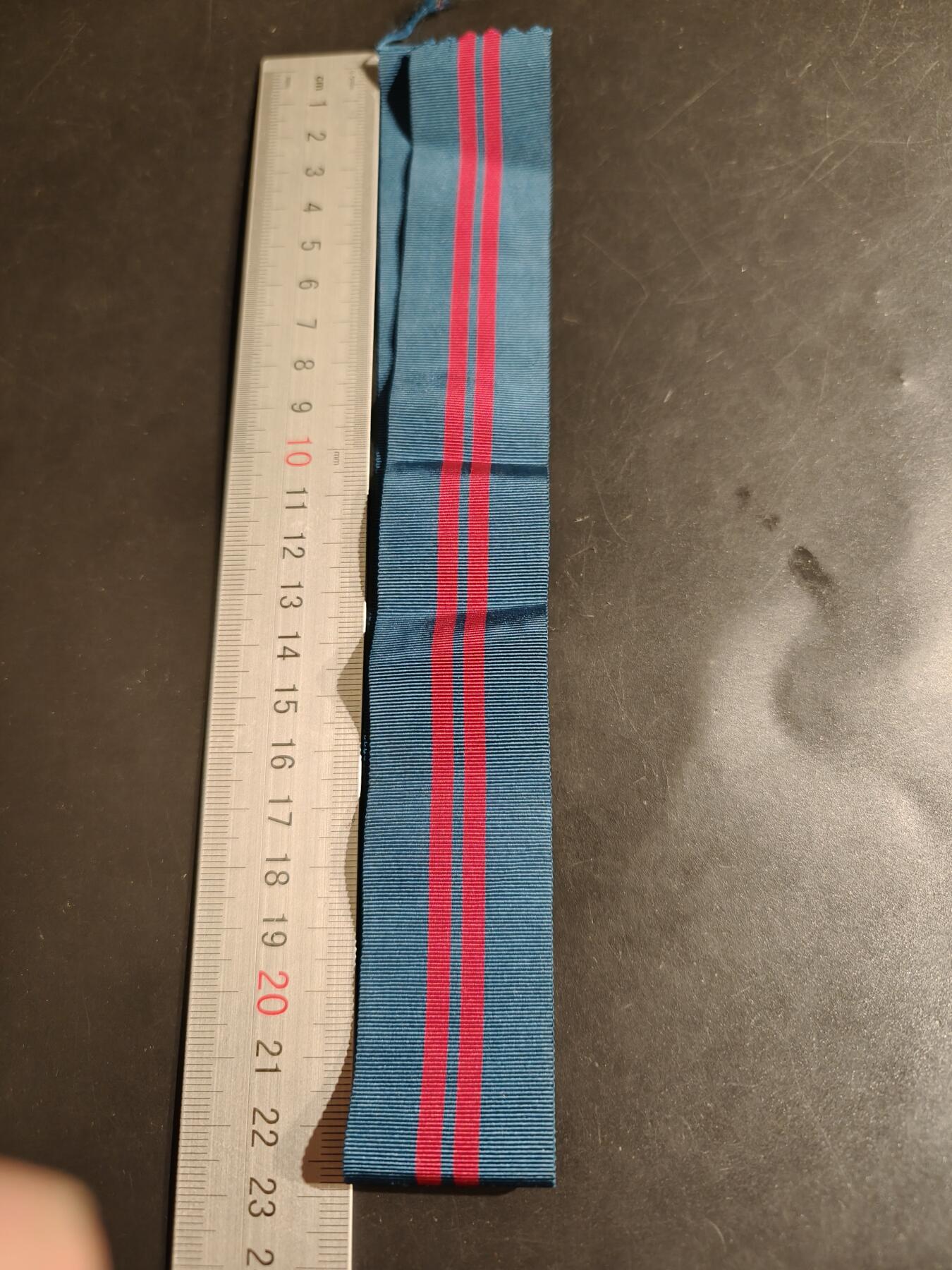 老王徽章第163期 13-15日三场连拍 16日统一发货  13、14日结束后可寄存 英国乔治五世加冕绶带   45cm